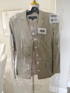 NWT J Crew Belted blazer in Gramercy linen blend